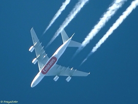 Dubaiból Londonba - az Airbus A380 alulnézetből, 13,5km-ről(utazómagasság)