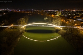 Szolnoki este a Tiszavirág híddal