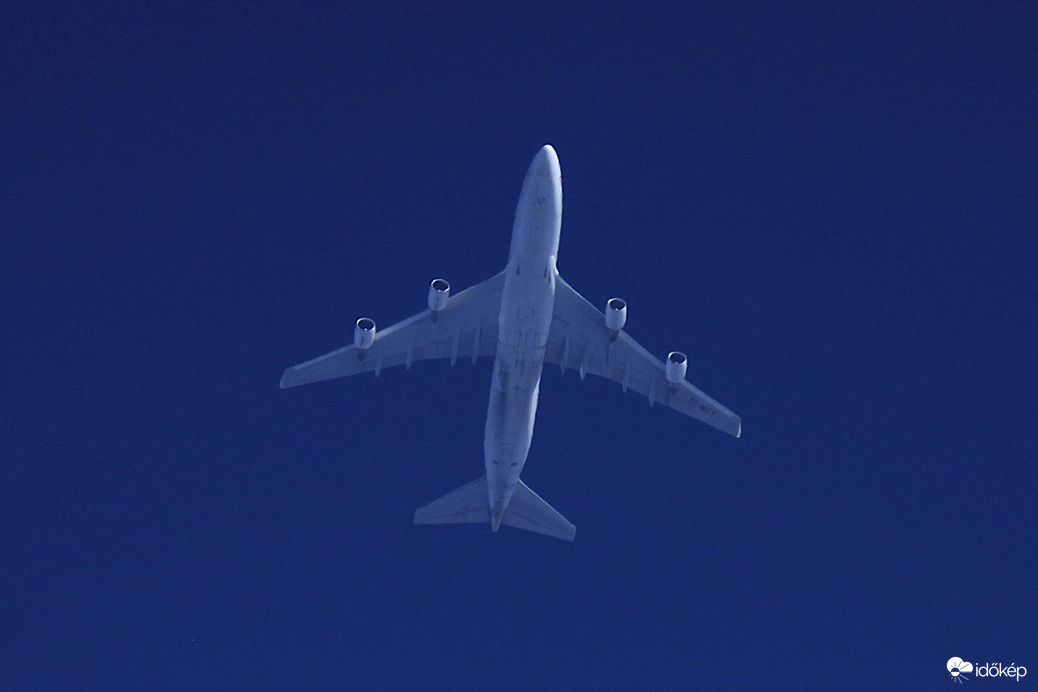 Boeing 747