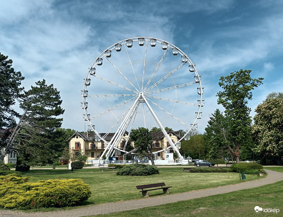 Ferris wheel 