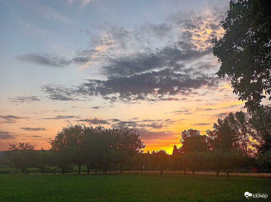 Sunset and clouds 