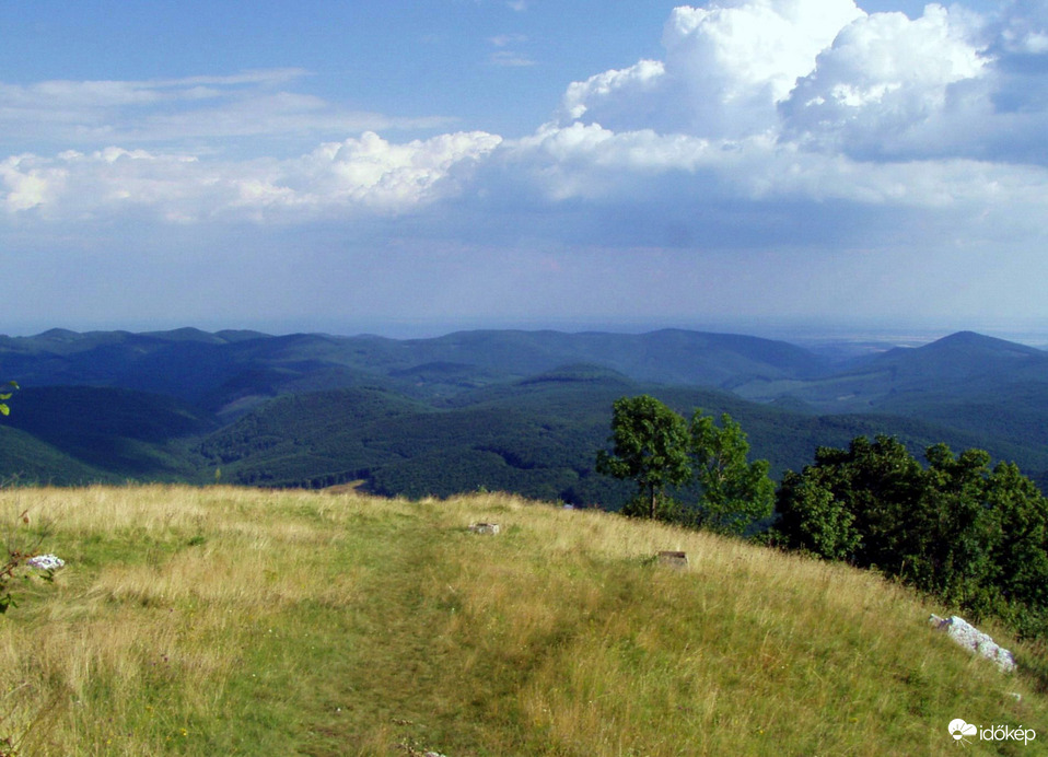 Kilátás 904 m magasról