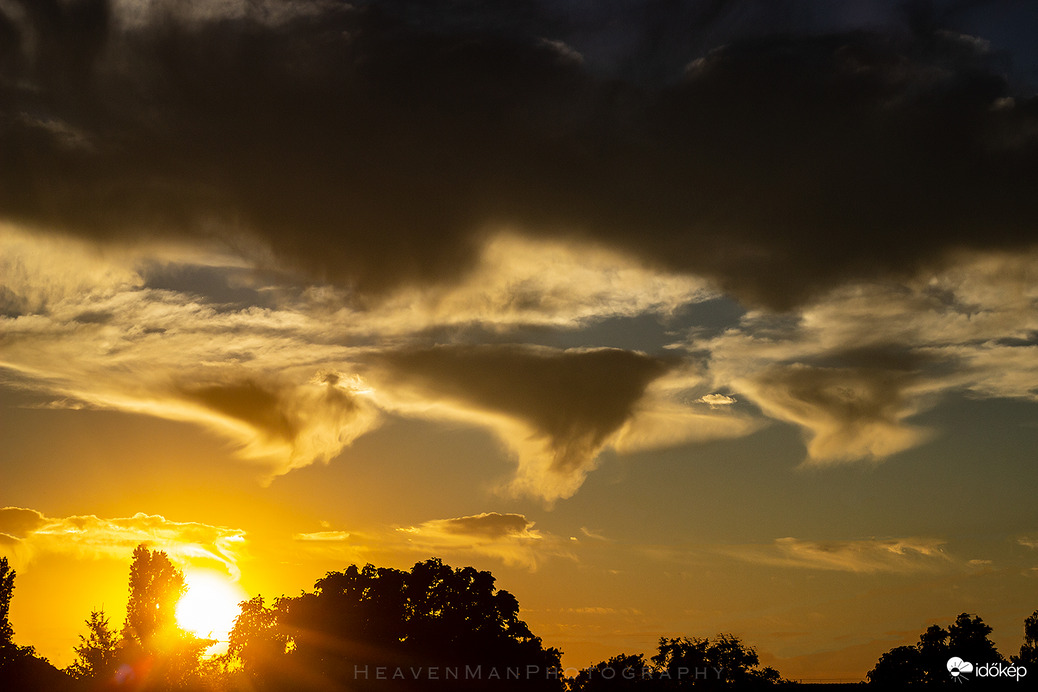 Cirrus és Ac virga felvonulás 8.