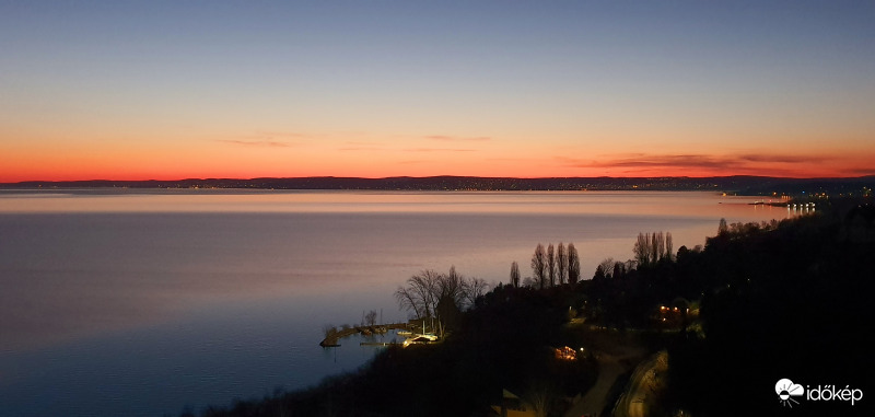 Balatonakarattya Naplemente