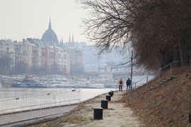 Tavasz, szerelem, Budapest