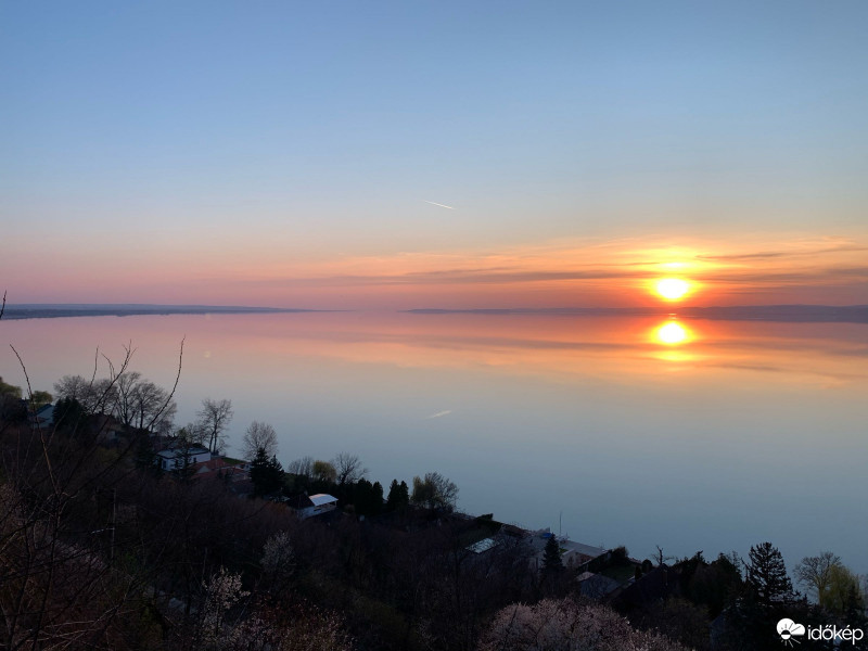 Balatonvilágos