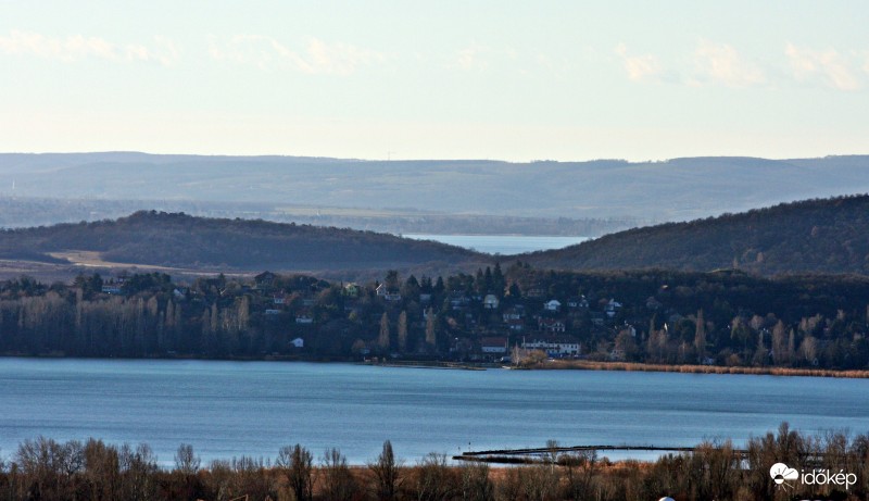 Balaton Tihanyon innen és túl