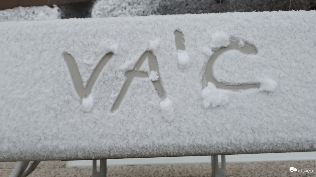 Vác