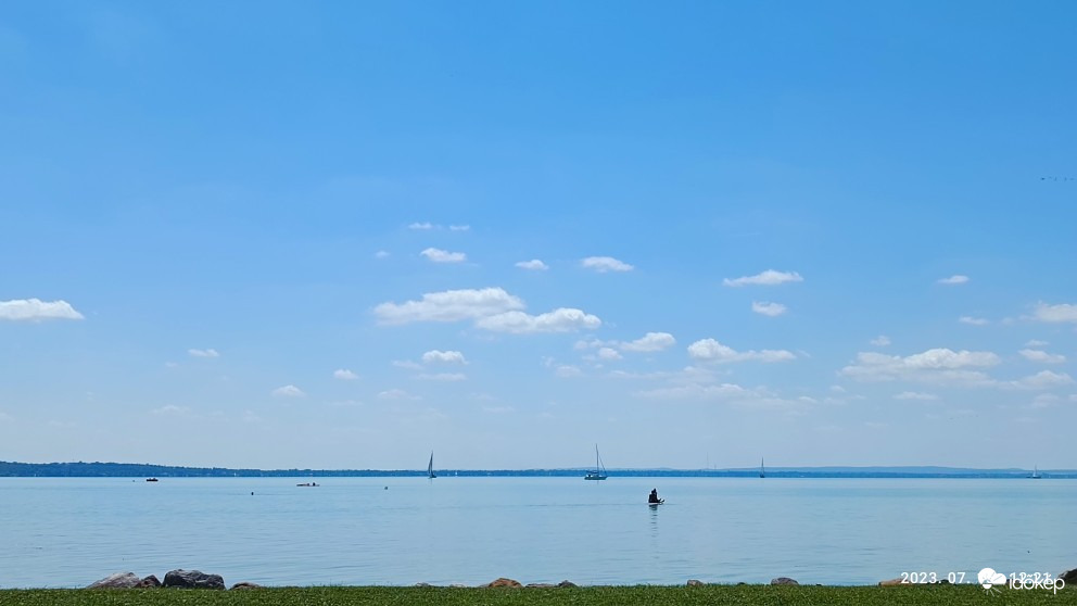 Balatonakarattya