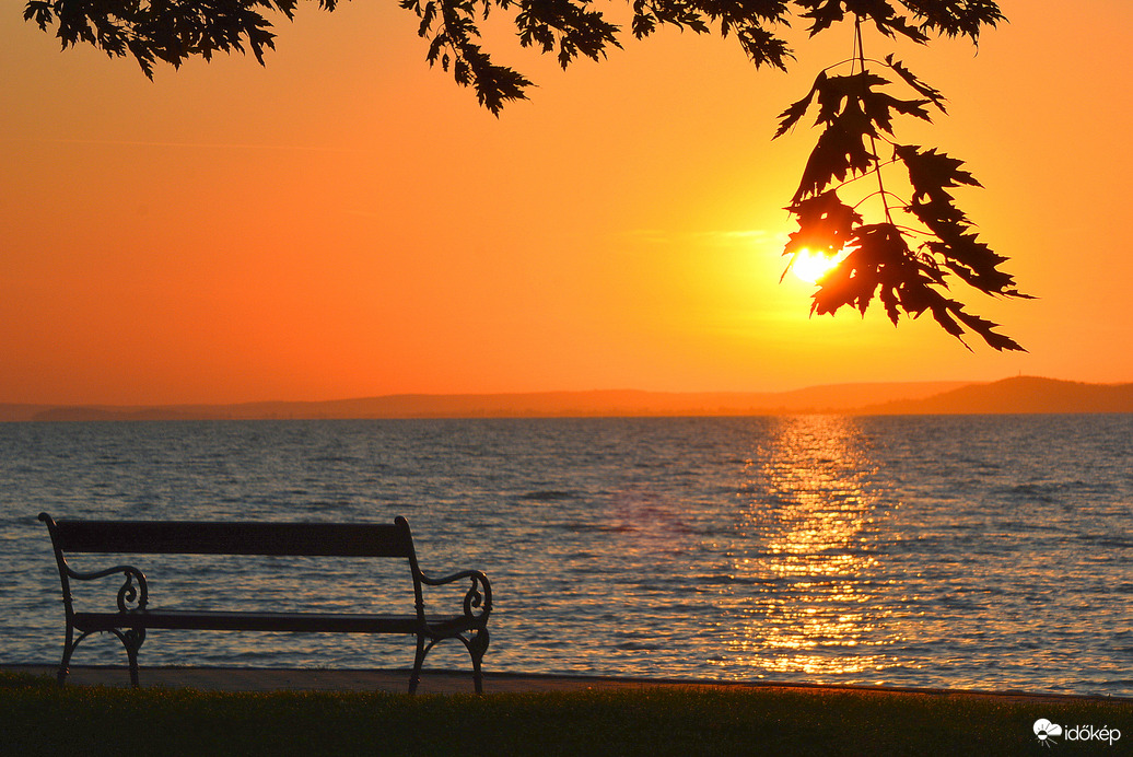 Szeptemberi napkelte Balatongyörökön 09.21.