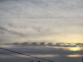 Kelvin-Helmholtz felhők a napkeltében.