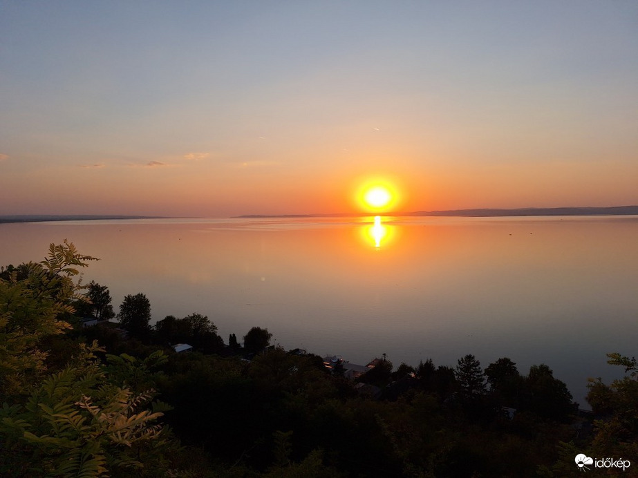 Balatonvilágos