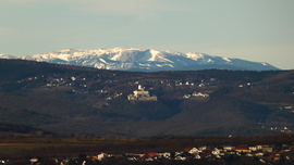 Fraknó vára és a RAX ormai - Sopronból