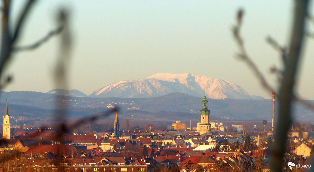 Ébredező Sopron